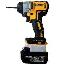 Charger l'image dans la galerie, Adaptateur de batterie Makita 18V vers DeWalt 20V (Polypropylène)