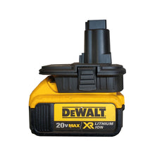 Charger l&#39;image dans la galerie, Adaptateur de batterie DeWalt 20V vers DeWalt 18V

