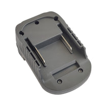 Charger l&#39;image dans la galerie, Adaptateur de batterie Makita 18V vers Milwaukee 18V
