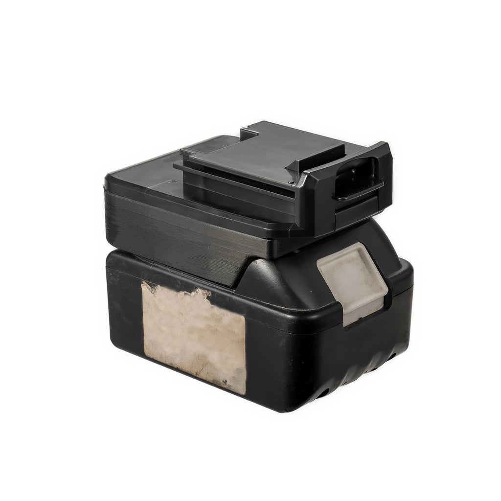 Makita 18V LXT to Porter Cable 18V Ni-Cd battery adapter - fitted to the Makita 18V LXT battery, tool-side connection upward