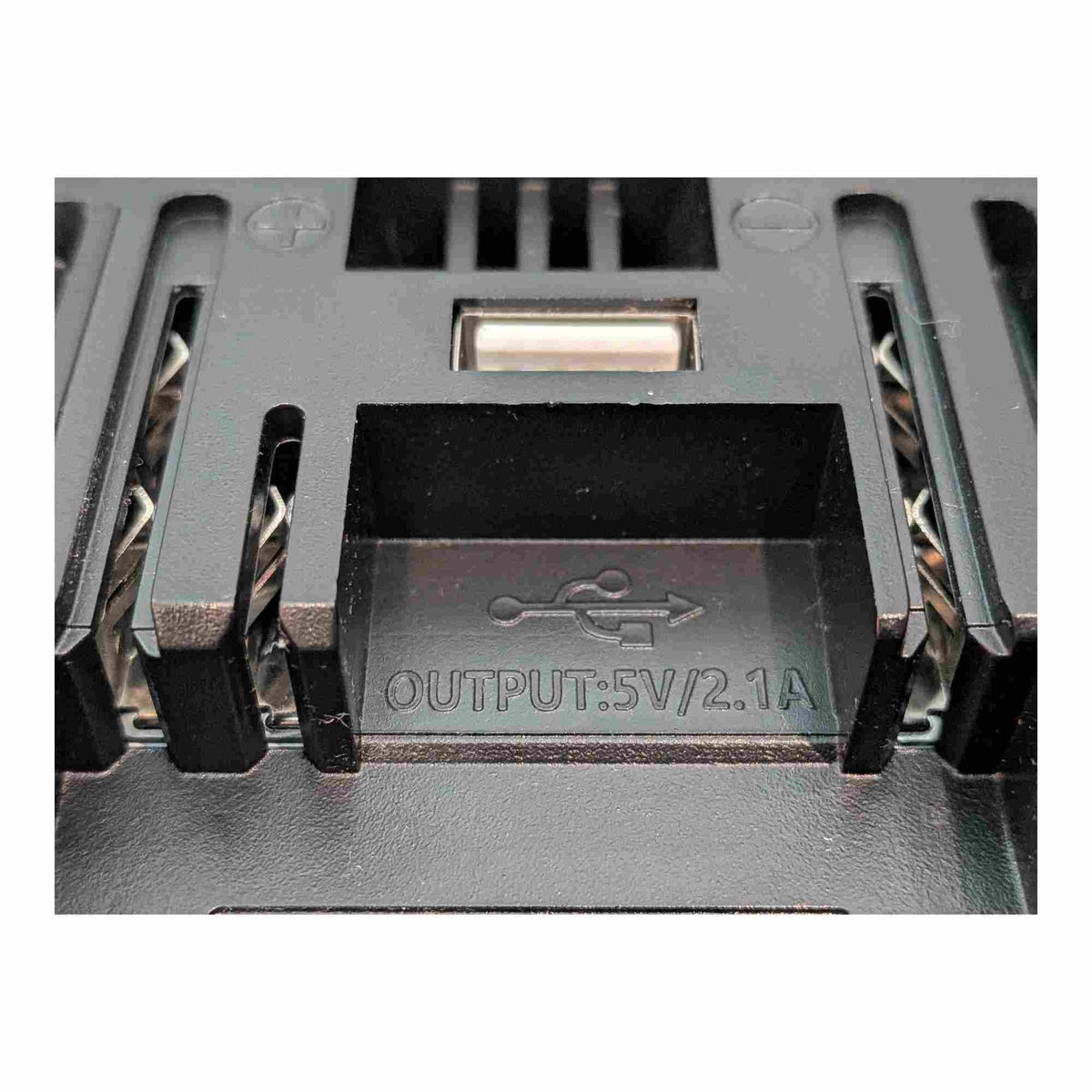 Stanley FATMAX V20 to Makita 18V Battery Adapter