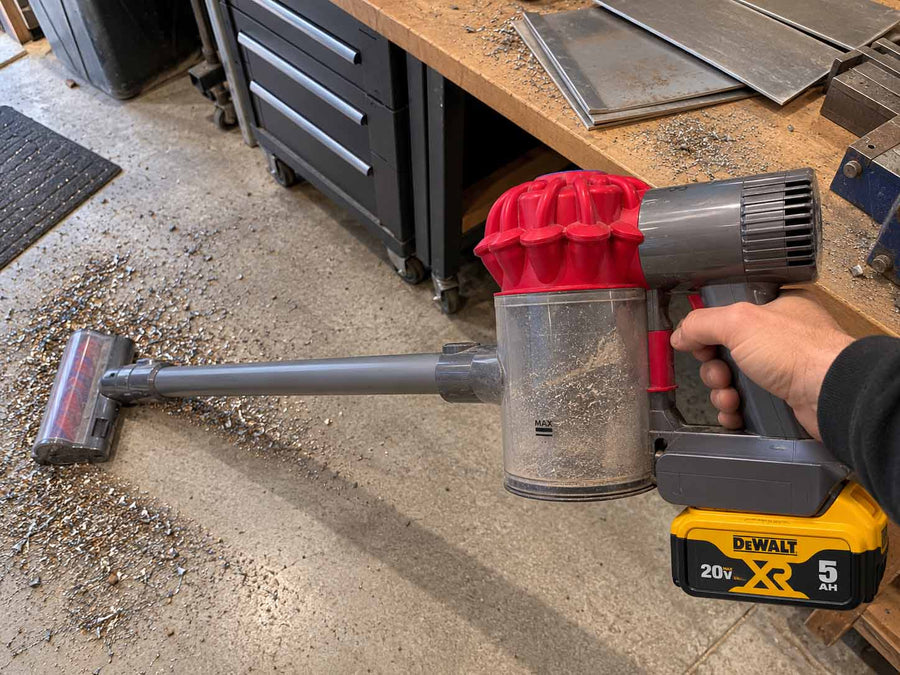 DeWalt 20V MAX to Dyson V6 battery adapter: In the hand
